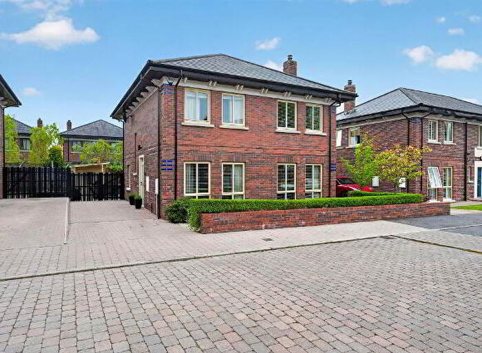 4 Bedroom Detached House For Sale In A Malone Park Gardens, Belfast, BT9