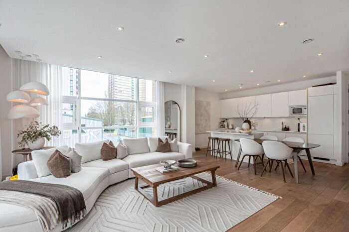 2 Bedroom Property For Sale In Lombard Road, Battersea, London, SW11