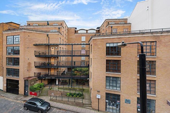 1 Bedroom Apartment To Rent In Merchant Court, Wapping Wall, Wapping, E1W