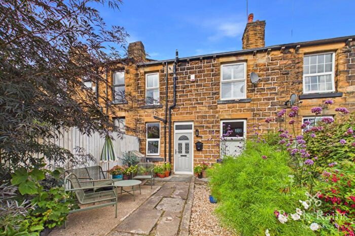 1 Bedroom Terraced House For Sale In Asquith Avenue, Morley, Leeds, West Yorkshire, LS27