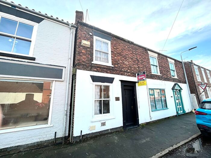 2 Bedroom Terraced House To Rent In High Street, Barrow Upon Humber, DN19