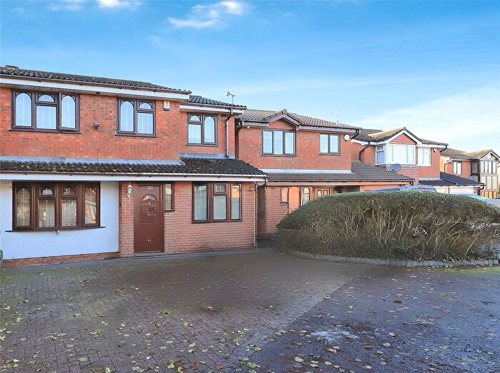 3 Bedroom Detached House For Sale In Babors Field, Bilston, West Midlands, WV14