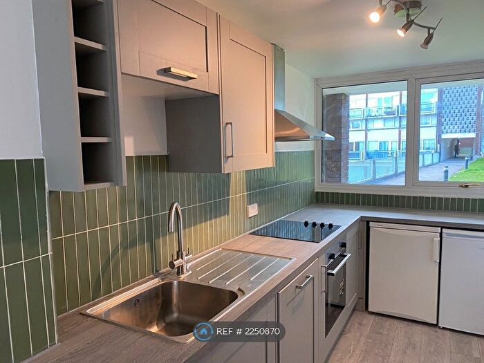 2 Bedroom Maisonette To Rent In Sylva Rd, London, SE19