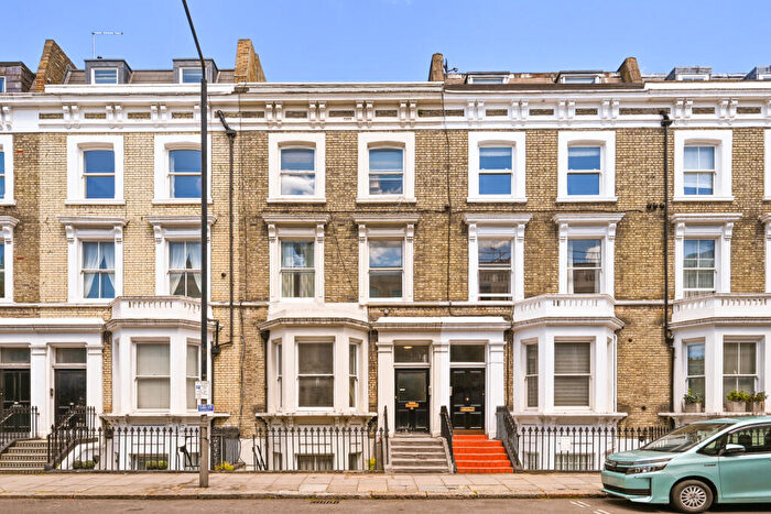 1 Bedroom Flat To Rent In Finborough Road, Chelsea, SW10