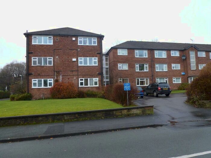 1 Bedroom Flat To Rent In Tytherington Court, Macclesfield, SK10