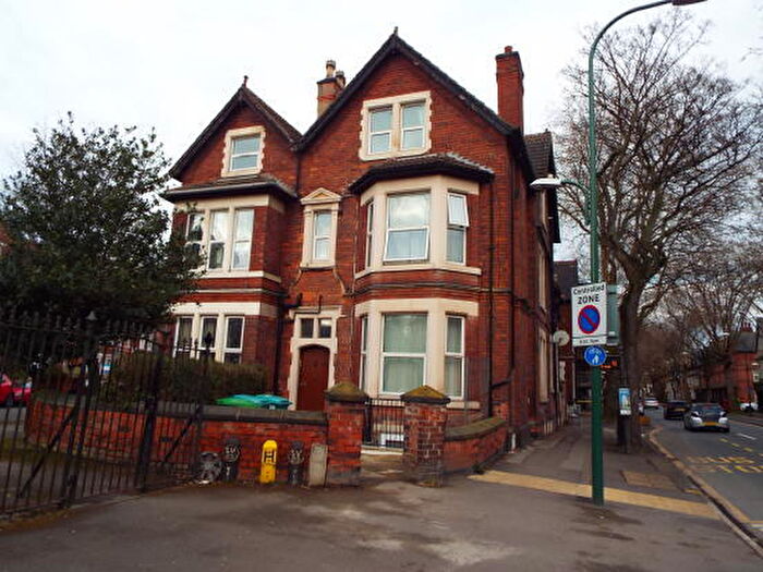 1 Bedroom Flat To Rent In Fishpond Drive, The Park, NG7