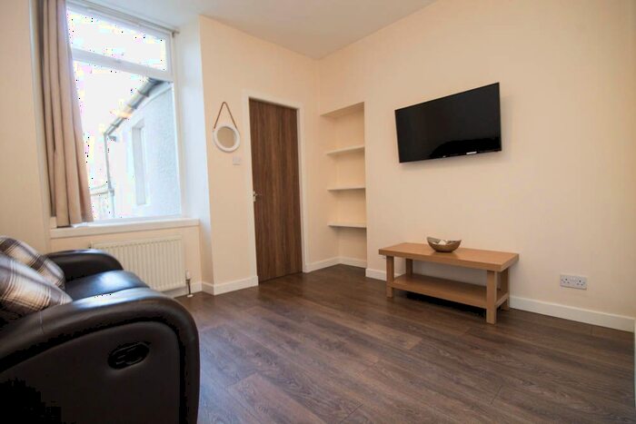 1 Bedroom Flat To Rent In Menzies Road, Torry, Aberdeen, AB11