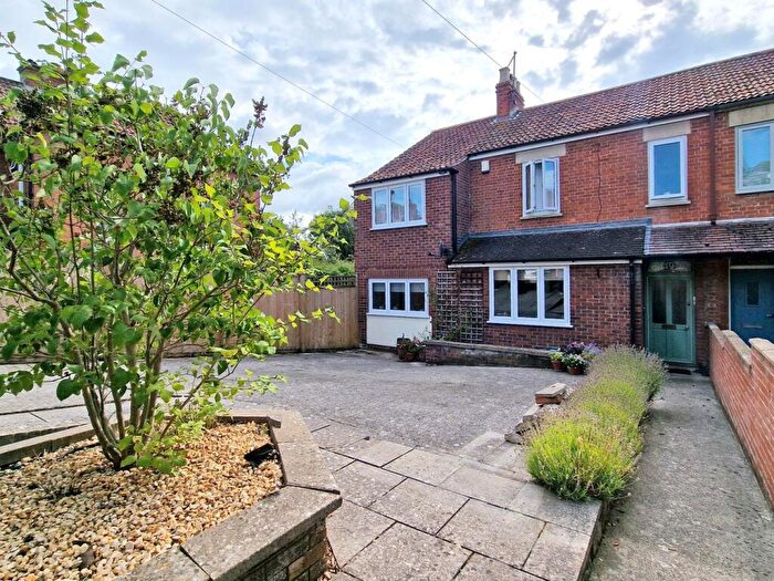 5 Bedroom Semi-Detached House For Sale In Wells Road, Glastonbury, BA6