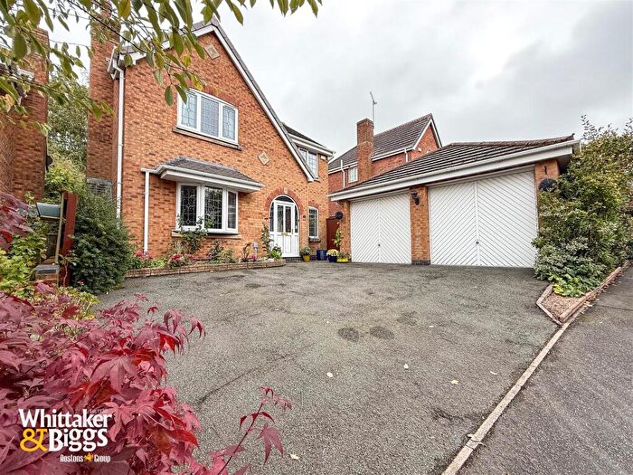 4 Bedroom Detached House For Sale In St. Davids Way, Knypersley, ST8