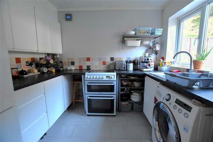 3 Bedroom End Of Terrace House For Sale In Stoneable Road, Radstock, BA3