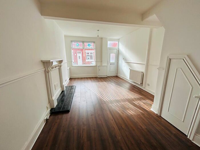 2 Bedroom House To Rent In Wyncroft Street, L8