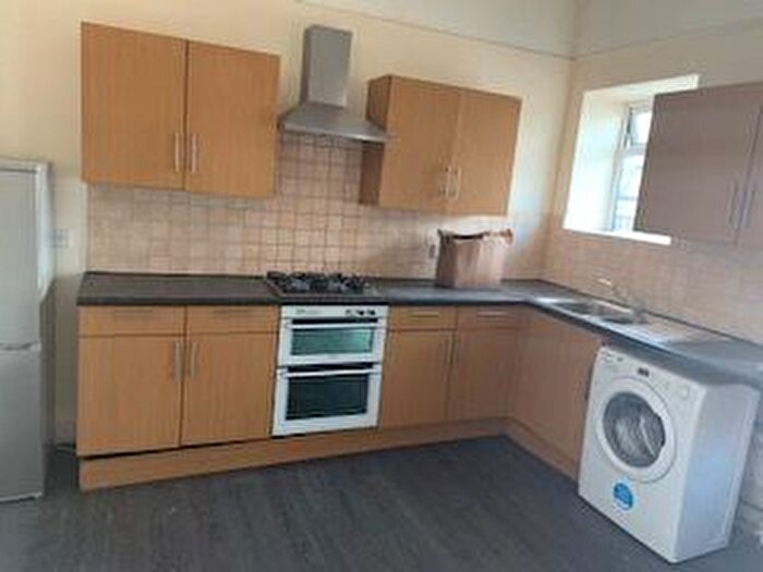 3 Bedroom Flat To Rent In Regent Street, Bristol, BS15
