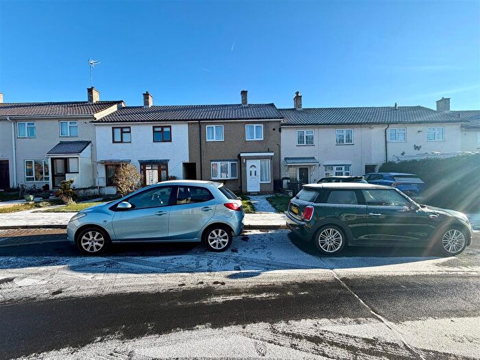 2 Bedroom Property To Rent In Fullers Mead, Harlow, CM17