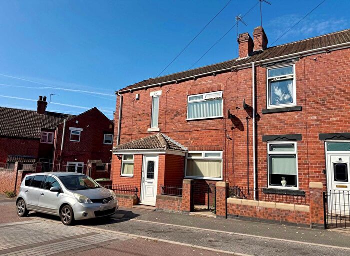 3 Bedroom Property For Sale In Regent Street, South Elmsall, Pontefract, West Yorkshire, WF9