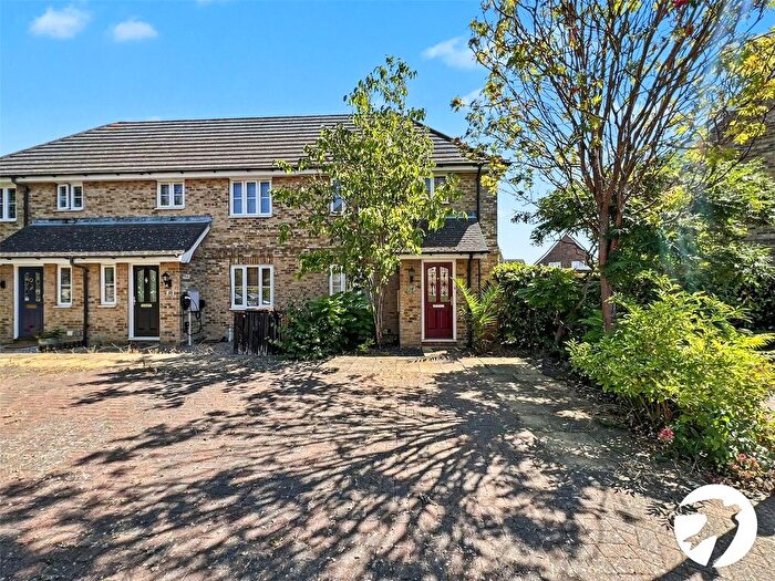 2 Bedroom End Of Terrace House For Sale In The Pintails, St. Marys Island, Chatham, Kent, ME4
