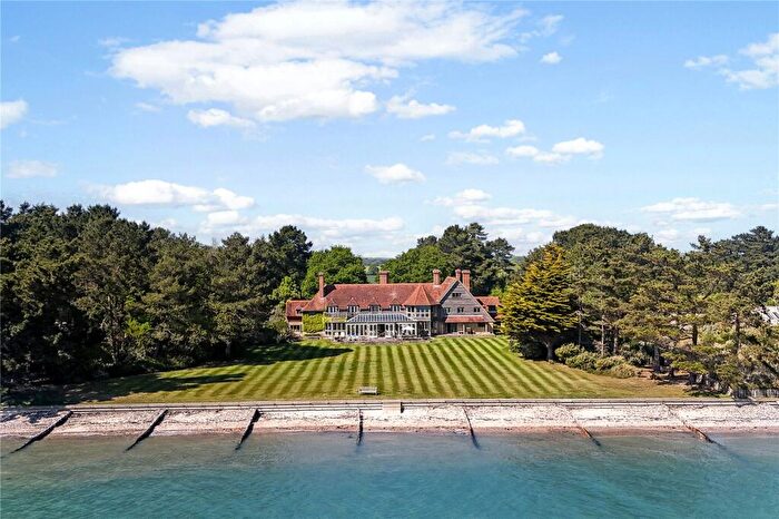 8 Bedroom Detached House For Sale In Thorns Beach, Beaulieu, SO42
