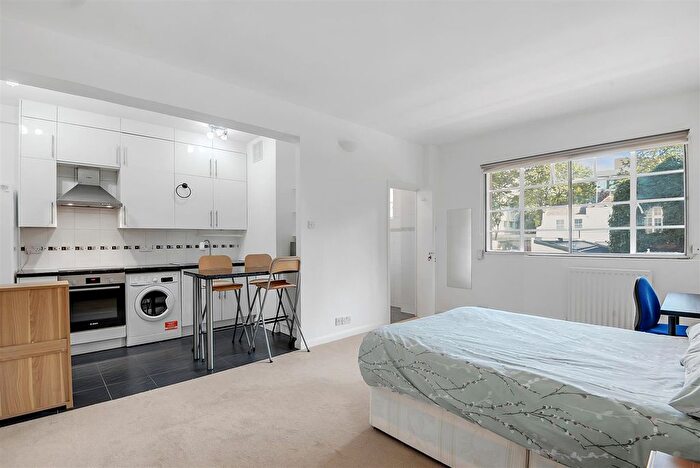 Studio To Rent In Palace Gardens Terrace, London, W8