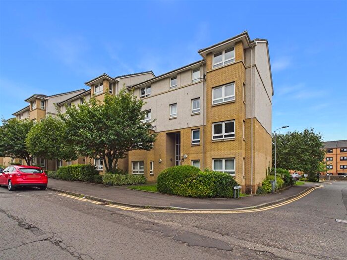 2 Bedroom Flat For Sale In Kilnside Road, Paisley, PA1