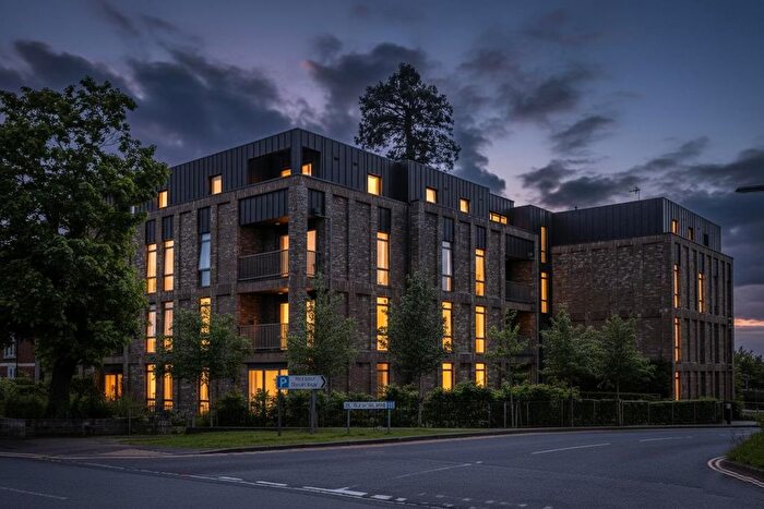 1 Bedroom Flat For Sale In Garden Flat At Beacon Heights, Church Road, Haywards Heath, RH16