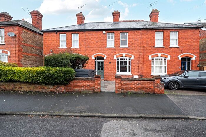 3 Bedroom Terraced House For Sale In Penyston Road, Maidenhead, SL6