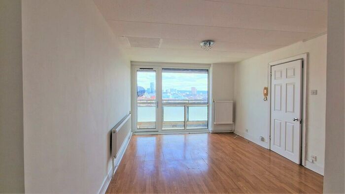 Studio To Rent In London Road, Croydon, CR0