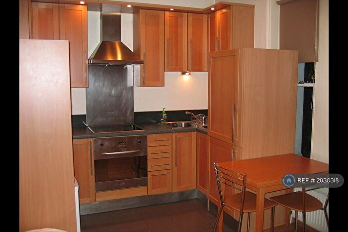 1 Bedroom Flat To Rent In Long Lane, London, EC1A