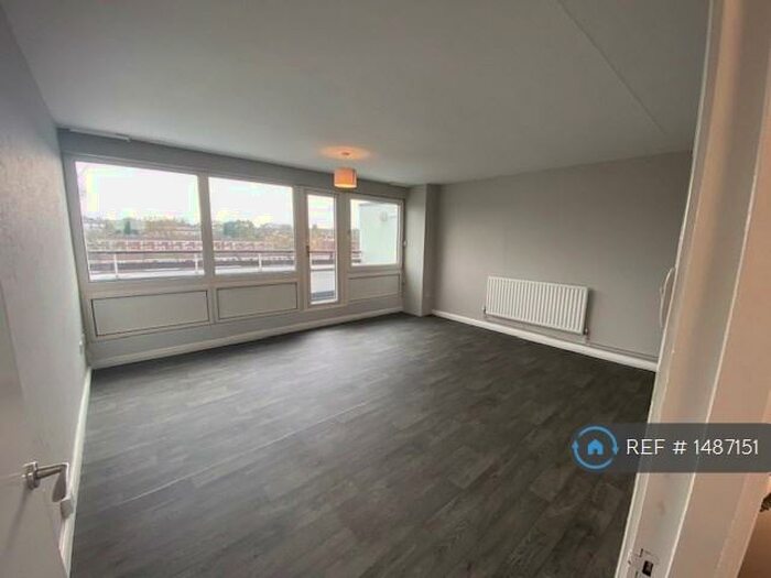 2 Bedroom Flat To Rent In Lemare Lodge, Bromley, BR2