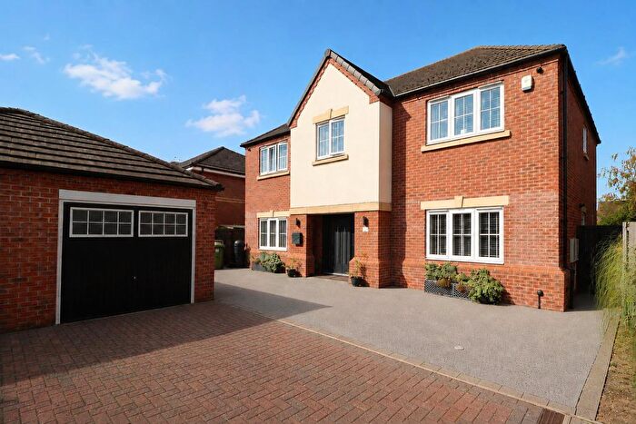 5 Bedroom Detached House For Sale In Londesborough Road, Market Weighton, York, YO43