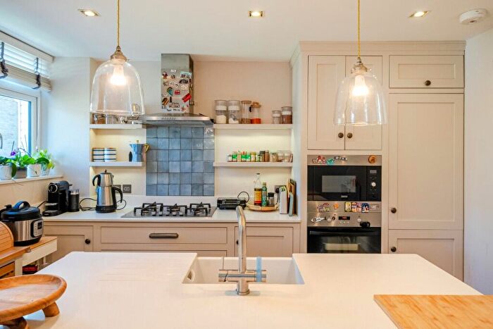 2 Bedroom Terraced House For Sale In Halston Close, London, SW11