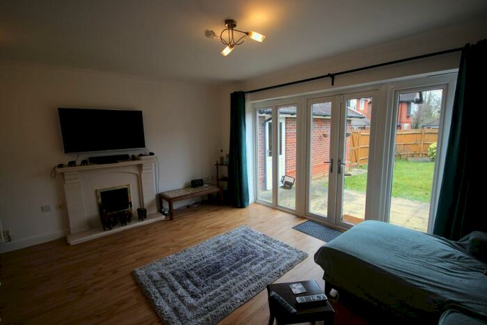 3 Bedroom House To Rent In Swallow Fields, Iver, SL0