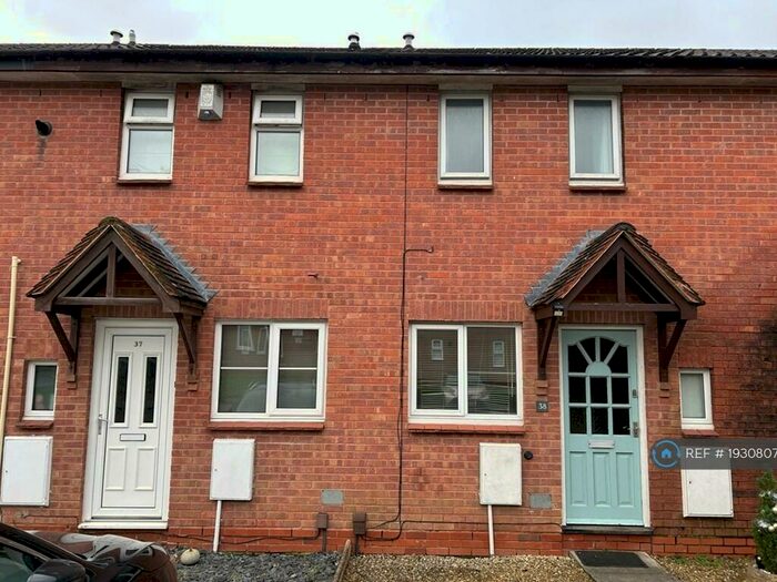 2 Bedroom Terraced House To Rent In Tidbury Close, Redditch, B97