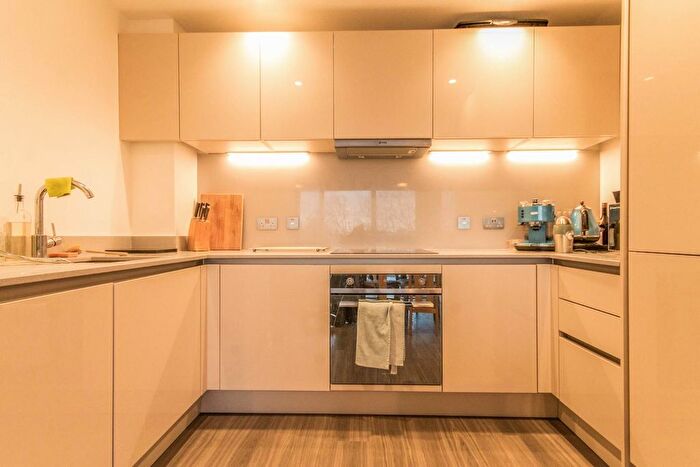 1 Bedroom Flat To Rent In Lilywhite Drive, Cambridge, CB4