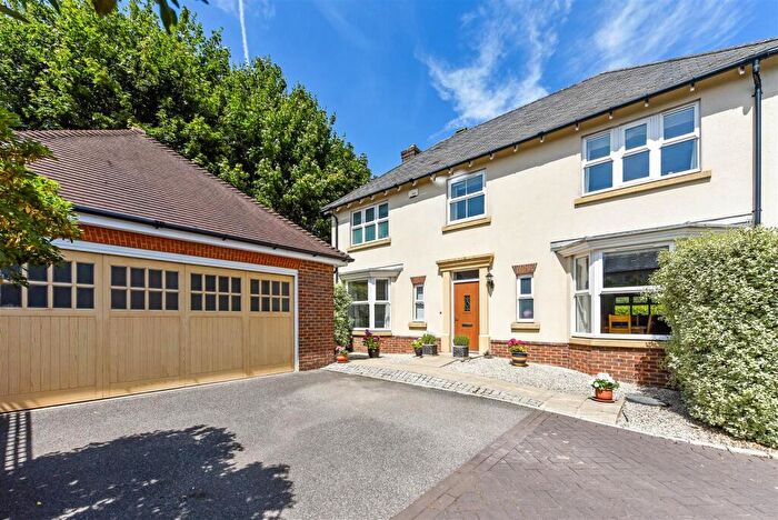 4 Bedroom Detached House For Sale In Oakford Park, Halnaker, Chichester, PO18