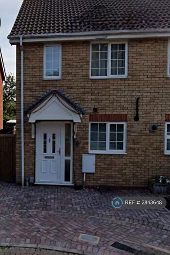2 Bedroom Semi Detached House To Rent In Lagonda Drive, Ipswich, IP1