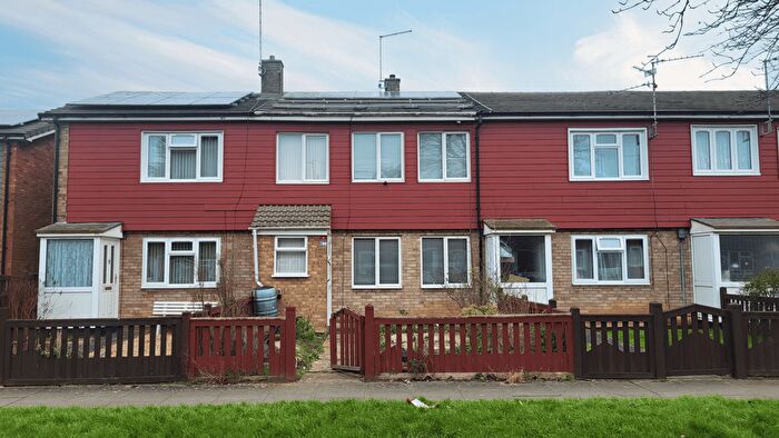 3 Bedroom Terraced House For Sale In Lowick Gardens, Peterborough, PE3