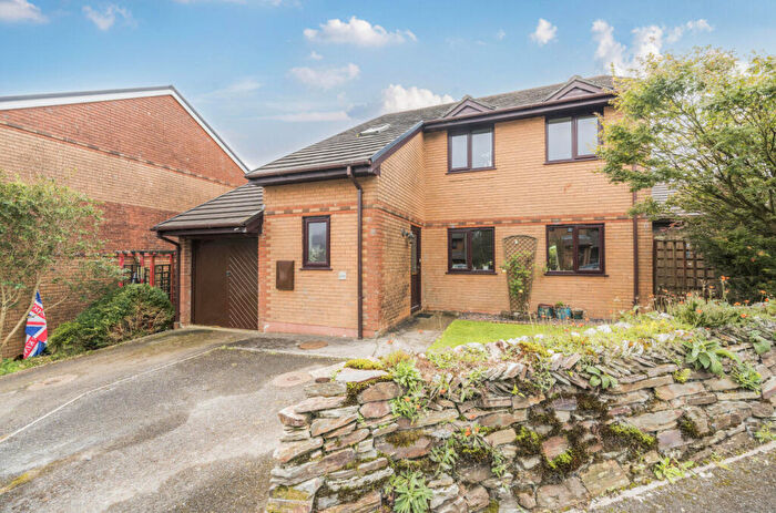 4 Bedroom Detached House For Sale In St. Andrews Close, Sutcombe, Holsworthy, Devon, EX22