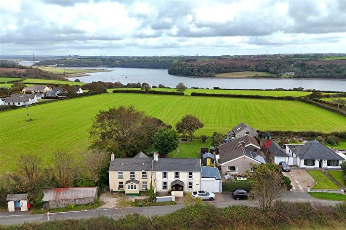 3 Bedroom Cottage For Sale In Westcroft, Burton, Milford Haven, SA73