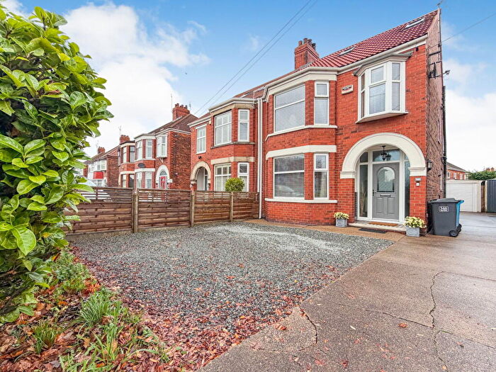 4 Bedroom Semi Detached House For Sale In , Ings Road, Kingston Upon Hull, HU8