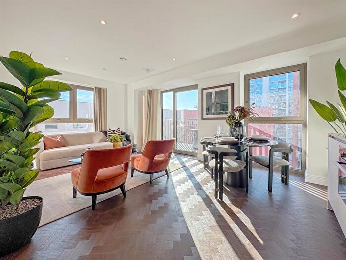 1 Bedroom Apartment To Rent In Halcyon House, Eden Place, London, E16