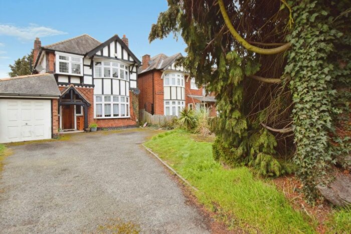 3 Bedroom Detached House For Sale In Loughborough Road, Birstall, Leicester, Leicestershire, LE4