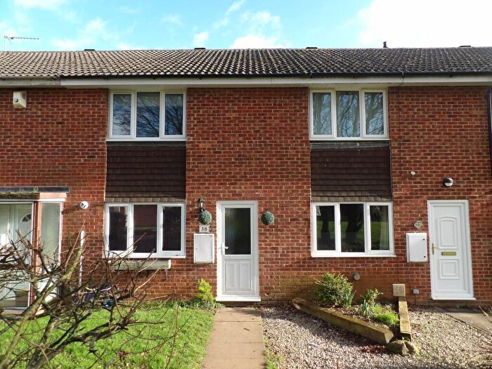 3 Bedroom Terraced House To Rent In Guernsey Way, Banbury, Oxon, OX16