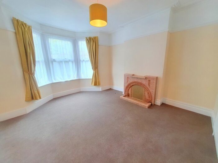 4 Bedroom Property To Rent In Boundary Road, Plaistow, E13