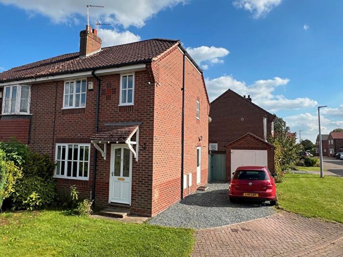 3 Bedroom Semi Detached House To Rent In Wheelwright Close, Sutton On Derwent, York, YO41