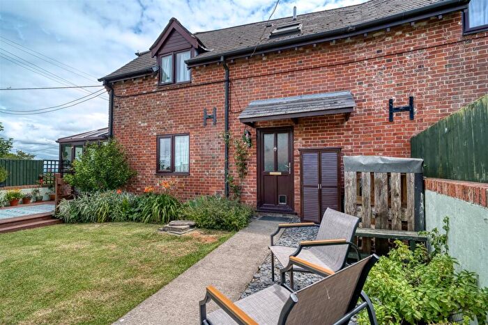 3 Bedroom Barn Conversion For Sale In Buckland Newton, DT2