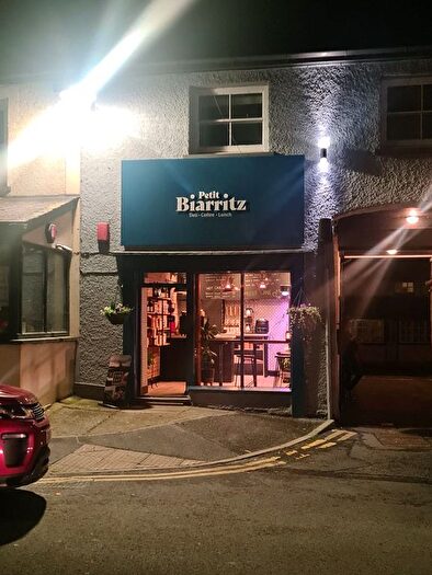 Property To Rent In Bridge Street, Newcastle Emlyn, SA38