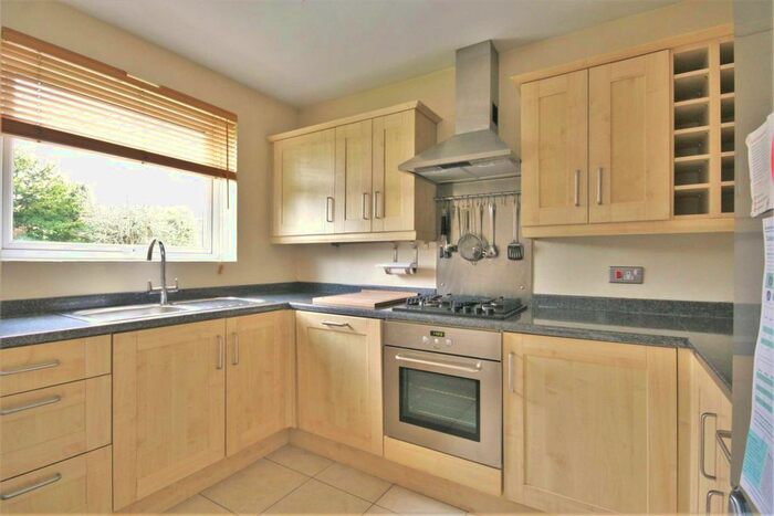 1 Bedroom Flat To Rent In Durham Road, Bromley, BR2
