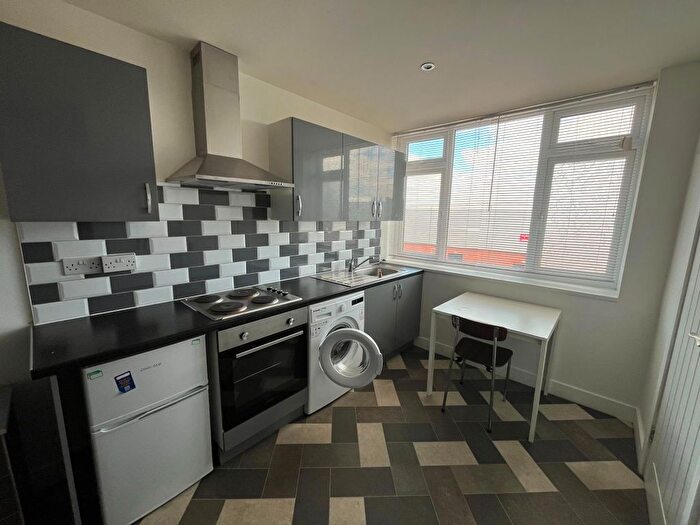 1 Bedroom Studio To Rent In Cross Road, Coventry, CV6