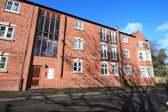 2 Bedroom Flat To Rent In Deanery Court, Darlington, DL3