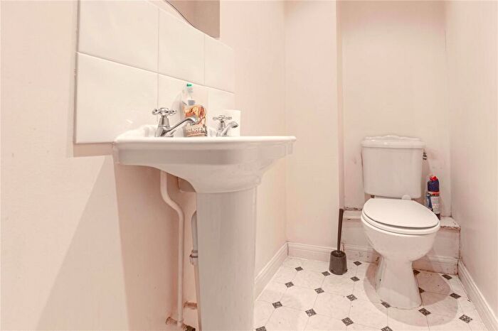 4 Bedroom Terraced House To Rent In Shakespeare Avenue, Horfield, Bristol, BS7
