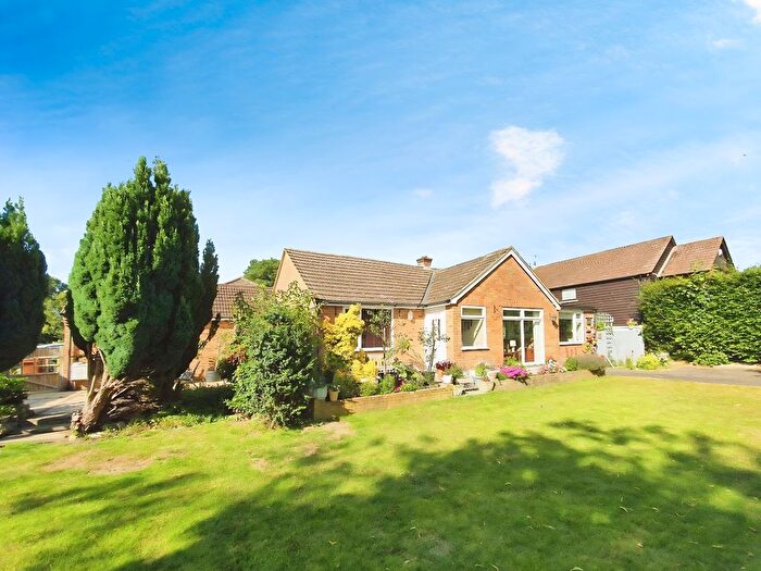 2 Bedroom Detached Bungalow For Sale In Limes Close, Tenterden, TN30